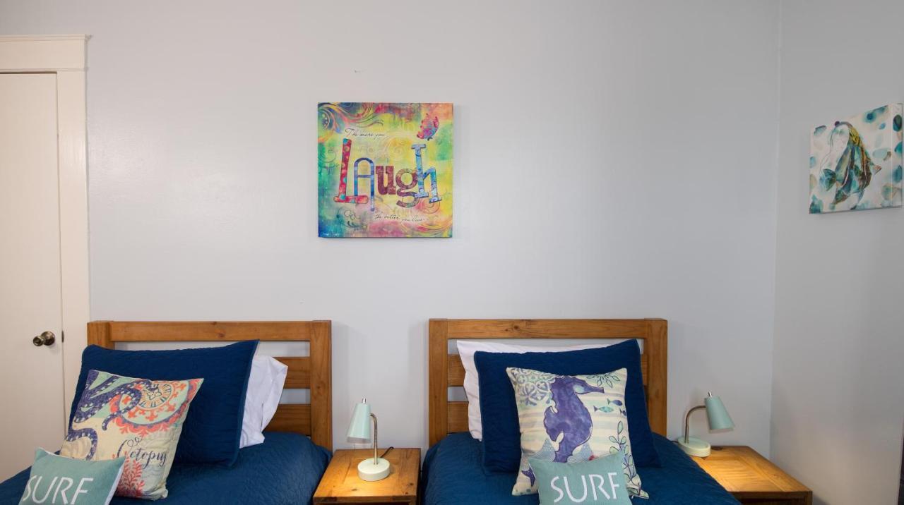 Beautiful Two-Story In Central Galveston, Short Walk To Beach, Near Downtown! | Seas The Breeze Villa Luaran gambar